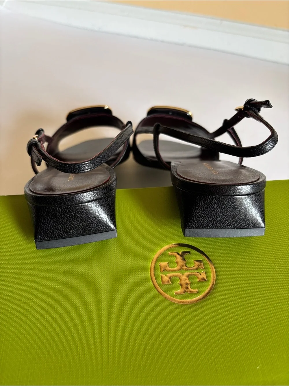 Tory Burch perfect black